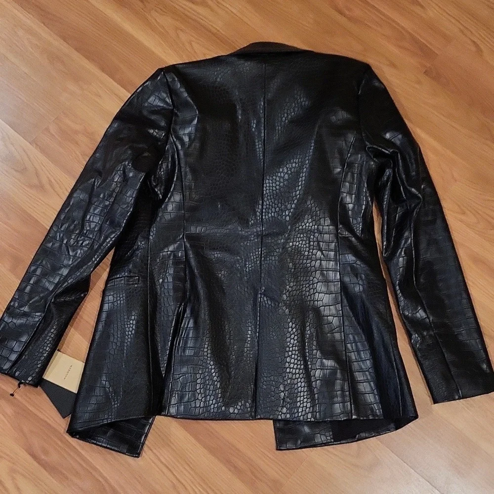 NWT Halogen Black Faux Leather Blazer Size XS - Picture 10 of 10